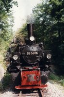 99 5906 im Felseinschnitt - 10,3/80,2 KB