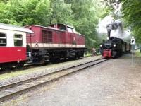 Einfahrt von Zug 8957 mit Malletlok 99 5906 in den Bahnhof Sternhaus Ramberg